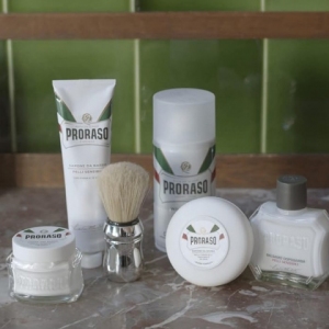 Proraso sapun za brijanje za osetljivu kožu sensitive 150ml Proraso sapun za brijanje za osetljivu kožu sensitive 150ml