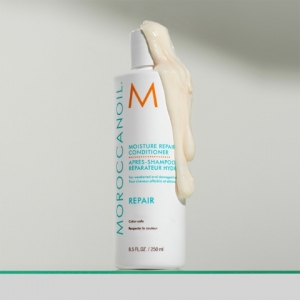 Moroccanoil Moisture Repair Conditioner