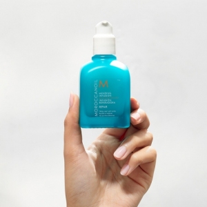 Moroccanoil Mending Infusion prevencija ispucalih krajeva Moroccanoil Mending Infusion prevencija ispucalih krajeva