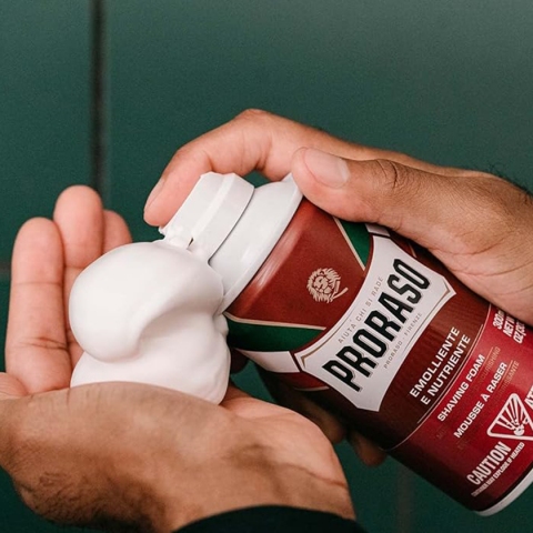 Proraso pena za brijanje Nourishing